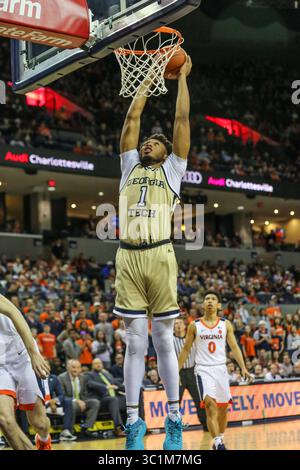 27. Februar 2019: Der Georgia Tech Yellow Jackets Stürmer James Banks III (1) stürzt den Ball in der zweiten Hälfte der NCAA-Basketball-Action zwischen den Georgia Tech Yellow Jackets und den Virginia Cavaliers in der John Paul Jones Arena Charlottesville, VA. Jonathan Huff/CSM(Credit Image: &Copy; Jonathan Huff/CSM via ZUMA Wire) Stockfoto