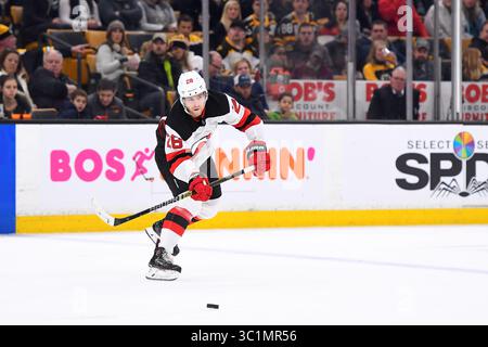 2. März 2019: Damon Severson (28), Verteidiger der New Jersey Devils, während des NHL-Spiels zwischen den New Jersey Devils und den Boston Bruins im TD Garden in Boston, Mass. Eric Canha/CSM(Kreditbild: &Copy; Eric Canha/CSM via ZUMA Wire) Stockfoto