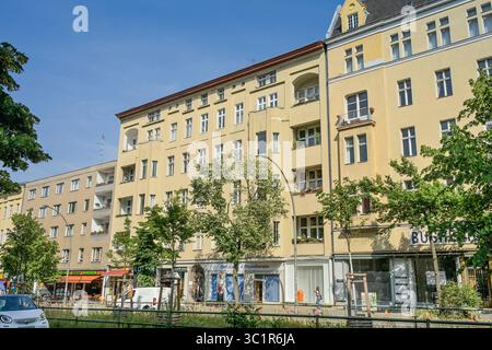 Altbau, ehemaliges Wohnhaus von David Bowie und Iggy Pop, Hauptstraße 155, Schöneberg, Bezirk Tempelhof-Schöneberg, Berlin, Deutschland Stockfoto