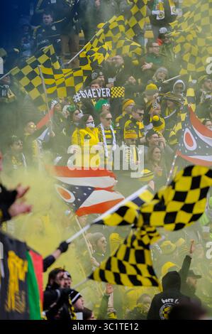 Samstag, 16. März 2019: Die Fans des Columbus Crew SC feiern in der ersten Hälfte des Spiels zwischen dem FC Dallas und dem Columbus Crew SC im MAPFRE Stadium in Columbus OH ein Tor. Obligatorischer Fotoausweis: Dorn Byg/Cal Sport Media. ..Columbus Crew SC 0 - FC Dallas 0 (Kreditbild: &Copy; Dorn BYG/CSM via ZUMA Wire) Stockfoto