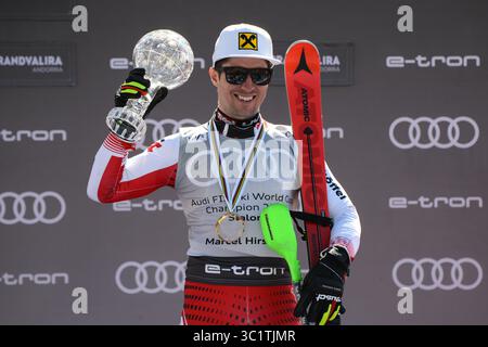 17. März 2019 - Soldeu, Andorra - MARCEL HIRSCHER aus Österreich mit seiner Kristallkugel für den Sieg des Slalomtitels für die FIS-Weltmeisterschaft 2018/19 (Credit Image: © Christopher Levy/ZUMA Wire) Stockfoto