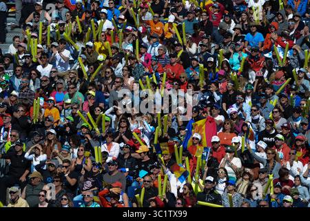 17. März 2019 - Soldeu, Andorra - Ein Blick auf die Zuschauer beim Riesenslalom-Rennen beim FIS-WM-Finale in Soldeu, Andorra. (Kreditbild: © Christopher Levy/ZUMA Wire) Stockfoto