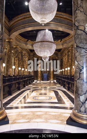 19. März 2019: Watford, Vereinigtes Königreich: Die ursprüngliche Gringotts Wizarding Bank in Warner Bros Studio-Tour London in Watford. Warner Bros Studio Tour London â€“ The Making of Harry Potter enthüllt seine bisher größte Erweiterung, die ursprüngliche Gringotts Wizarding Bank ist ab Samstag, 6. April für die Öffentlichkeit geöffnet. (Kreditbild: © Gary Mitchell/SOPA Images via ZUMA Wire) Stockfoto