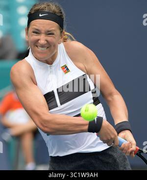 20. März 2019: Miami Gardens, Florida, USA: VICTORIA AZARENKA aus Belarus besiegt D. Cibulkova aus der Slowakei während des Miami Open Day 3, präsentiert von Itau im Hard Rock Stadium. Azarenka gewann 6:2, 3:6, 6:4. (Kreditbild: © SMG via ZUMA Wire) Stockfoto