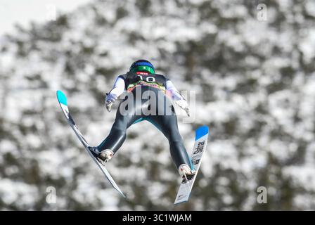 22. März 2019 - Planica, Slowenien - Tilen Bartol aus Slowenien in Aktion während der Trialrunde des FIS Skisprung World Cup Flying Hill Einzelwettbewerbs in Planica. (Kreditbild: © Milos Vujinovic/SOPA Bilder via ZUMA Wire) Stockfoto