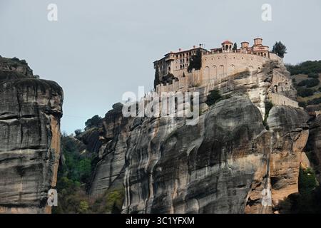 Meteora, Felsformation in der regionalen Einheit Trikala, in Thessalien, in Griechenland und eindrucksvollste Komplexe östlicher orthodoxer Klöster. UNESCO. Stockfoto
