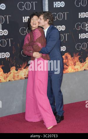 3. April 2019 – New York, New York, USA – Pedro Pascal und Indira Varma nehmen am 3. April 2019 in New York an der Premiere der letzten Staffel von Game of Thrones Teil. (Kreditbild: © Imagespace via ZUMA Wire) Stockfoto