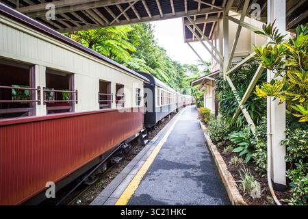 Juni 2016 - der berühmte Bahnhof Kuranda in Kuranda, Queensland, Australien (Foto: © Chris Putnam/ZUMA Wire) Stockfoto