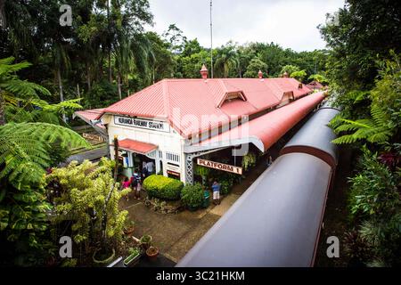 Juni 2016 - KURANDA, AUSTRALIEN - 27. Juni: Der berühmte Bahnhof Kuranda in Kuranda, Queensland, Australien am 27. Juni 2016 (Foto: © Chris Putnam/ZUMA Wire) Stockfoto
