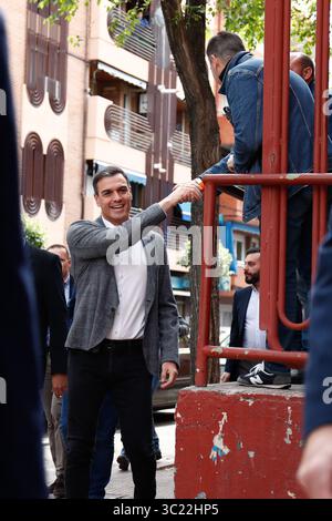 15. April 2019 - Leganes, MADRID, SPANIEN - MADRID, SPANIEN - 15. APRIL: Der Regierungspräsident und Kandidat für die Präsidentschaft der PSOE, Pedro SÃ¡nchez, nimmt am 15. April 2019 in Madrid, Spanien an einem politischen Akt in einem Altenheim in LeganÃ Teil. (Kreditbild: © AFP7 via ZUMA Wire) Stockfoto