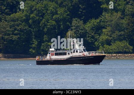 Das US Army Corps of Engineers vermisst im Sommer das Schiff Dobrin auf dem Hudson River in New York Stockfoto