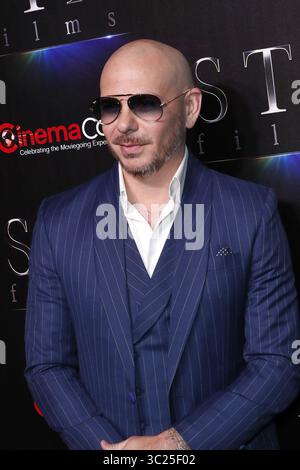 April 2019 - Las Vegas, NV, USA - LAS VEGAS - 2. APR: Pitbull bei der CinemaCon 2019 - STX Films im Caesars Palace am 2. April 2019 in Las Vegas, NV (Kreditbild: © Kathy Hutchins Via ZUMA Wire) Stockfoto