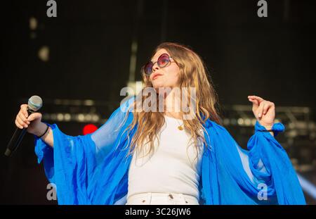 5. Mai 2019 – Atlanta, GA, USA – ATLANTA, GEORGIA – 05. MAI: Maggie Rogers tritt am 3. Tag des Shaky Knie Music Festivals im Atlanta Central Park am 4. Mai 2019 in Atlanta, Georgia auf. Foto: Ryan Fleisher/imageSPACE (Kreditbild: © Imagespace via ZUMA Wire) Stockfoto