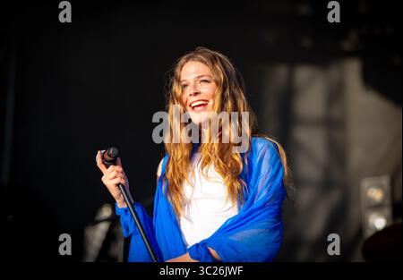 5. Mai 2019 – Atlanta, GA, USA – ATLANTA, GEORGIA – 05. MAI: Maggie Rogers tritt am 3. Tag des Shaky Knie Music Festivals im Atlanta Central Park am 4. Mai 2019 in Atlanta, Georgia auf. Foto: Ryan Fleisher/imageSPACE (Kreditbild: © Imagespace via ZUMA Wire) Stockfoto