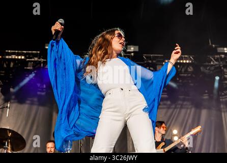 5. Mai 2019 – Atlanta, GA, USA – ATLANTA, GEORGIA – 05. MAI: Maggie Rogers tritt am 3. Tag des Shaky Knie Music Festivals im Atlanta Central Park am 4. Mai 2019 in Atlanta, Georgia auf. Foto: Ryan Fleisher/imageSPACE (Kreditbild: © Imagespace via ZUMA Wire) Stockfoto
