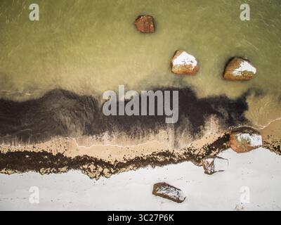 4. Februar 2016 - Muraste, Harju maakond, Estland - aus der Vogelperspektive auf den verschneiten Strand in Estland. (Foto: © Amazing Aerial Via ZUMA Wire) Stockfoto