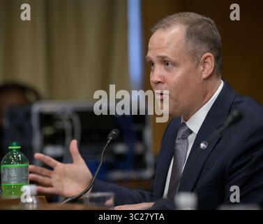 14. Mai 2019 – Washington, DC, USA – NASA-Administrator Jim Bridenstine sagt vor dem Unterausschuss für Luftfahrt und Raumfahrt des Senats für Handel, Wissenschaft und Verkehr während einer Anhörung zum Thema „die aufstrebende Weltraumumgebung: Operative, technische und politische Herausforderungen“ im Dirksen Senate Office Building am 14. Mai 2019 in Washington, DC aus. (Kreditbild: © Bill Ingalls via ZUMA Wire) Stockfoto