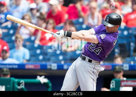 19. Mai 2019: Ryan McMahon (24), zweiter Baseman der Colorado Rockies, schlägt im Citizens Bank Park in Philadelphia, Pennsylvania, einen Solo-Homerun während des MLB-Spiels zwischen den Colorado Rockies und Philadelphia Phillies. Christopher Szagola/CSM(Kreditbild: &Copy; Chris Szagola/CSM via ZUMA Wire) Stockfoto