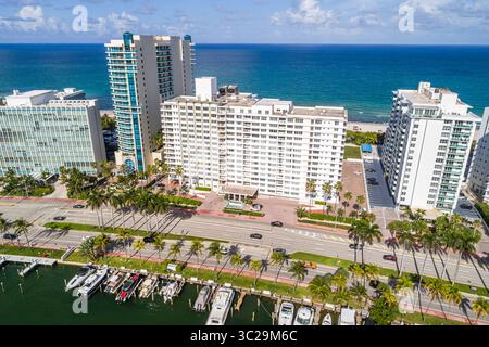 Miami Beach Florida, Blick von oben mit Blick nach unten, 5000 Blocks Collins Avenue, Hochhäuser, Midrise Eigentumswohnungen am Meer, Atlantik Stockfoto