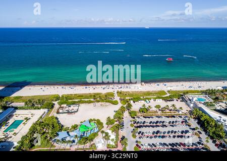 Miami Beach Florida, Blick von oben mit Blick nach unten, 4900 Blocks Collins Avenue, Parkplatz am öffentlichen Strand am Atlantik, Indian Bea Stockfoto