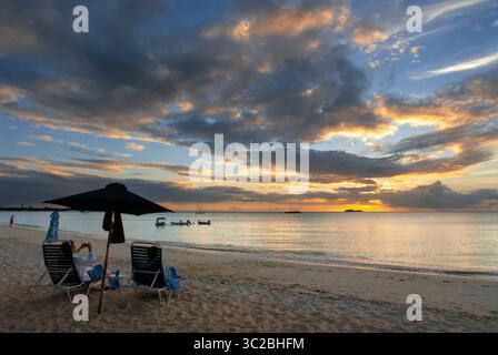 24. Mai 2019: Bahamas: Hängematten am Strand. Cat Island, Bahamas. Hotel Fernandez Bay Village Resort. (Kreditbild: © Sergi Reboredo/ZUMA Wire) Stockfoto