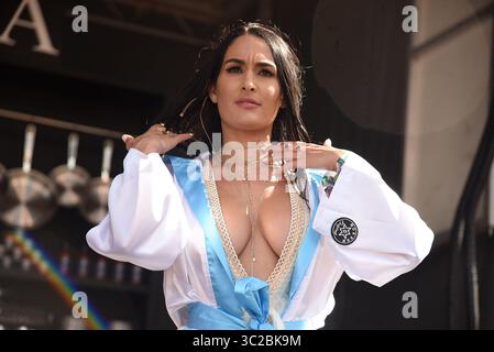 24. Mai 2019 - Napa, CA, USA - NAPA, KALIFORNIEN - 24. MAI: Brie Bella von den Bella Twins auf der Bühne während des BottleRock Napa Valley 2019 auf der Napa Valley Expo am 24. Mai 2019 in Napa, Kalifornien. Foto: ImageSPACE (Foto: © Imagespace via ZUMA Wire) Stockfoto