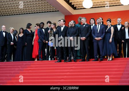 25. Mai 2019 - Cannes, Frankreich - CANNES - 25. MAI: Premiere von CEÌ REÌ MONIE DE CLOTURE / HORS NORMES während der Filmfestspiele von Cannes 2019 am 25. Mai 2019 im Palais des Festivals in Cannes, Frankreich. (Kreditbild: © Imagespace via ZUMA Wire) Stockfoto
