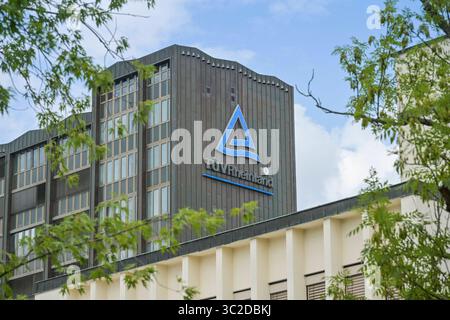 TÜV Rheinland Verwaltung, Hochhaus, Alboinstraße, Tempelhof, Bezirk Tempelhof-Schöneberg, Berlin, Deutschland *** TÜV Rheinland-Verwaltung, Hochhaus, Alboinstraße, Tempelhof, Tempelhof Schöneberg, Berlin, Deutschland Stockfoto