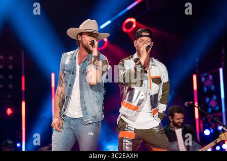 7. Juni 2019 – Nashville, TN, USA – NASHVILLE, TENNESSEE – 06. JUNI: Brian Kelley und Tyler Hubbard von der Florida Georgia Line treten am 1. Tag des CMA Music Festivals 2019 am 06. Juni 2019 in Nashville, Tennessee auf. Foto: Andrew Wendowski für imageSPACE (Foto: © Imagespace via ZUMA Wire) Stockfoto