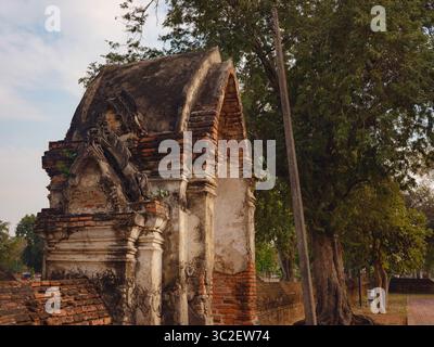 Wat Phra RAM Ayutthayas antike Tempel und berühmte Wahrzeichen, mit komplizierter Architektur, historischen Ruinen und kulturellem Erbe in ruhiger Atmosphäre dieses UNESCO-Weltkulturerbes. Stockfoto