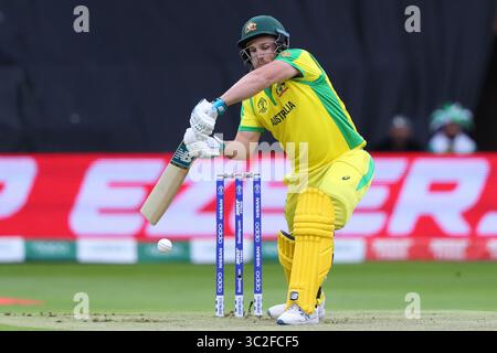 TAUNTON, ENGLAND. 12. JUNI 2019: Aaron Finch aus Australien schlägt beim Cricket World Cup in Australien gegen Pakistan. Am County Ground, Taunton.(Credit Image: &Copy; ESPA Photo Agency/CSM via ZUMA Wire) Stockfoto