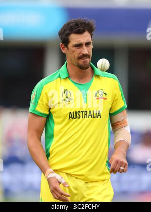 TAUNTON, ENGLAND. 12. JUNI 2019: Mitchell Starc aus Australien während des Spiels Australia gegen Pakistan, ICC Cricket World Cup. Am County Ground, Taunton.(Credit Image: &Copy; ESPA Photo Agency/CSM via ZUMA Wire) Stockfoto