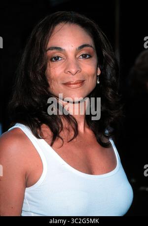 Juli 2000; Los Angeles, CA, USA; Schauspieler JASMINE GUY bei der Premiere von 'Nutty Professor II: the Klumps'. (Bild: © Chris Delmas/ZUMA Wire) Stockfoto