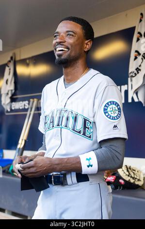 25. Juni 2019: Seattle Mariners zweiter Baseman Dee Gordon #9 vor dem Major League Baseballspiel zwischen den Milwaukee Brewers und den Seattle Mariners im Miller Park in Milwaukee, WI. John Fisher/CSM(Credit Image: &Copy; John Fisher/CSM via ZUMA Wire) Stockfoto