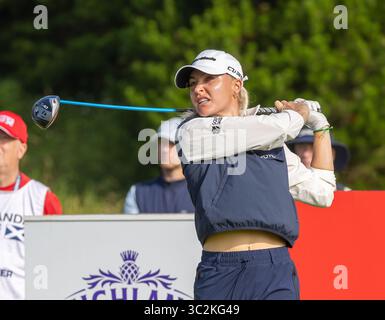 Irvine, Großbritannien. Juli 2025. Charley Hull aus England spielte bei der ISPS HANDA Scottish Open Golf Championship gegen Dundonald Links, Irvine, North Ayrshire, Schottland, Großbritannien. Sie beendete ihre erste Runde mit einem Ergebnis von 1 Under. Charley schlägt am 3. Ab Quelle: Findlay/Alamy Live News Stockfoto