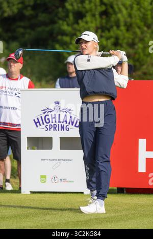 Irvine, Großbritannien. Juli 2025. Charley Hull aus England spielte bei der ISPS HANDA Scottish Open Golf Championship gegen Dundonald Links, Irvine, North Ayrshire, Schottland, Großbritannien. Sie beendete ihre erste Runde mit einem Ergebnis von 1 Under. Charley schlägt am 3. Ab Quelle: Findlay/Alamy Live News Stockfoto