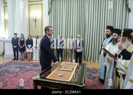 8. Juli 2019 - Athen, Griechenland - griechische Opposition neue Demokratie der konservative Parteichef Kyriakos Mitsotakis wird als neuer griechischer Premierminister vereidigt. (Kreditbild: © Eurokinissi via ZUMA Wire) Stockfoto