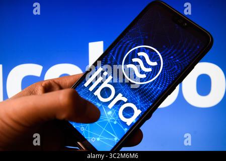 8. Juli 2019 – Polen – in dieser Fotoabbildung wird ein Libra-Logo auf facebook-Kryptowährung auf einem Smartphone angezeigt. (Kreditbild: © Omar Marques/SOPA Images via ZUMA Wire) Stockfoto