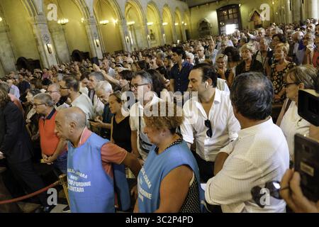 Juli 19, 2019 - Kampanien - Italien - Neapel, 20. Juli 2019, Basilika Santa Chiara nahm am Begräbnis des Schriftsteller und Regisseur Luciano De Crescenzo. (Bild: © Fabio Sasso/ZUMA Draht) Stockfoto