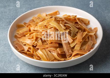 Türkische Nudeln - Eriste Nudeln sind eine Art Pasta Stockfoto