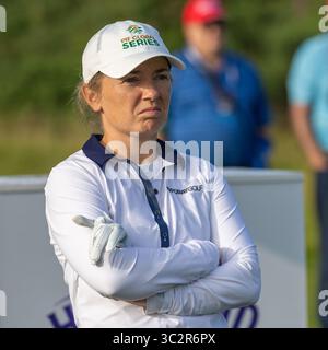 Irvine, Großbritannien. Juli 2025. Bronte Law aus Stockport, England, spielte bei der ISPS HANDA Scottish Open Golf Championship gegen Dundonald Links, Irvine, North Ayrshire, Schottland, Großbritannien. Das Bild von ihr, die das erste T-Stück spielt. Sie beendete ihre erste Runde mit einem Ergebnis von plus 2. Quelle: Findlay/Alamy Live News Stockfoto
