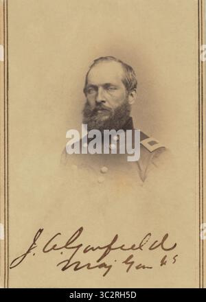 4. Juni 2019, USA: James A. Garfield (1831–81), 20. Präsident der Vereinigten Staaten, Head and Shoulders Portrait als Brigadegeneral während des Amerikanischen Bürgerkriegs, Carte de Visite, 1865 (Bild: © JT Vintage/Glasshouse Via ZUMA Wire) Stockfoto