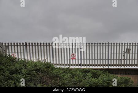 Schutzzaun um das Kernkraftwerk sizewell suffolk england Stockfoto