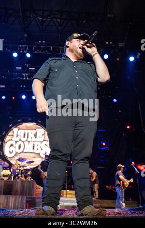 Juli 20, 2019, Twin Lakes, Wisconsin, US: Lukas Kämme im Land Thunder Music Festival in Twin Lakes, Wisconsin (Credit Bild: © Daniel DeSlover/ZUMA Draht) Stockfoto