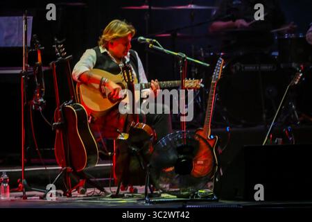 Cosenza, Italien. Juli 2025. COSENZA, ITALIEN - 24. JULI 2025: Der italienische Sänger Cristiano de Andre tritt am 24. Juli 2025 in der Arena Rendano auf. Quelle: Live Media Publishing Group/Alamy Live News Stockfoto