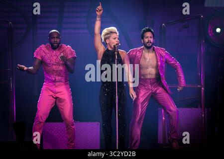 August 18, 2019, Toronto, Ontario, Kanada: Alecia Beth Moore, professionell, bekannt als Rosa (stilisiert als P!nk) eine ausverkaufte Show in Toronto. Im Bild: Rosa (Credit Bild: © Engel Marchini/ZUMA Draht) Stockfoto