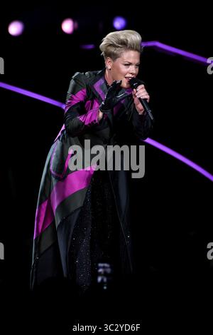 August 18, 2019, Toronto, Ontario, Kanada: Alecia Beth Moore, professionell, bekannt als Rosa (stilisiert als P!nk) eine ausverkaufte Show in Toronto. Im Bild: Rosa (Credit Bild: © Engel Marchini/ZUMA Draht) Stockfoto