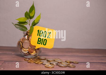 Tag auf einer Tafel - 100 Prozent Bio Stockfoto