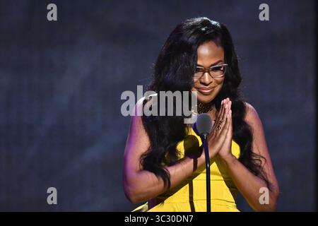 25. August 2019, Newark, New Jersey, USA: BEVERLY BOND spricht bei der Black Girls Rock Awards Show im NJPAC. (Bild: © Ricky Fitchett/ZUMA Wire) Stockfoto