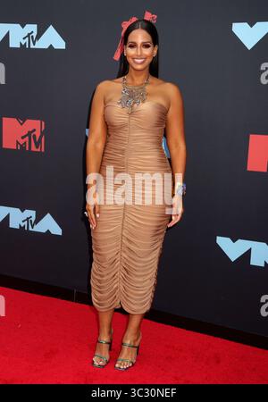 August 26, 2019, Newark, New York, USA: NEESA besucht die 2019 MTV VMAs roten Teppich Ankünfte im Prudential Center statt. (Bild: © Nancy Kaszerman/ZUMA Draht) Stockfoto